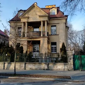 Lemon Tree Krakov